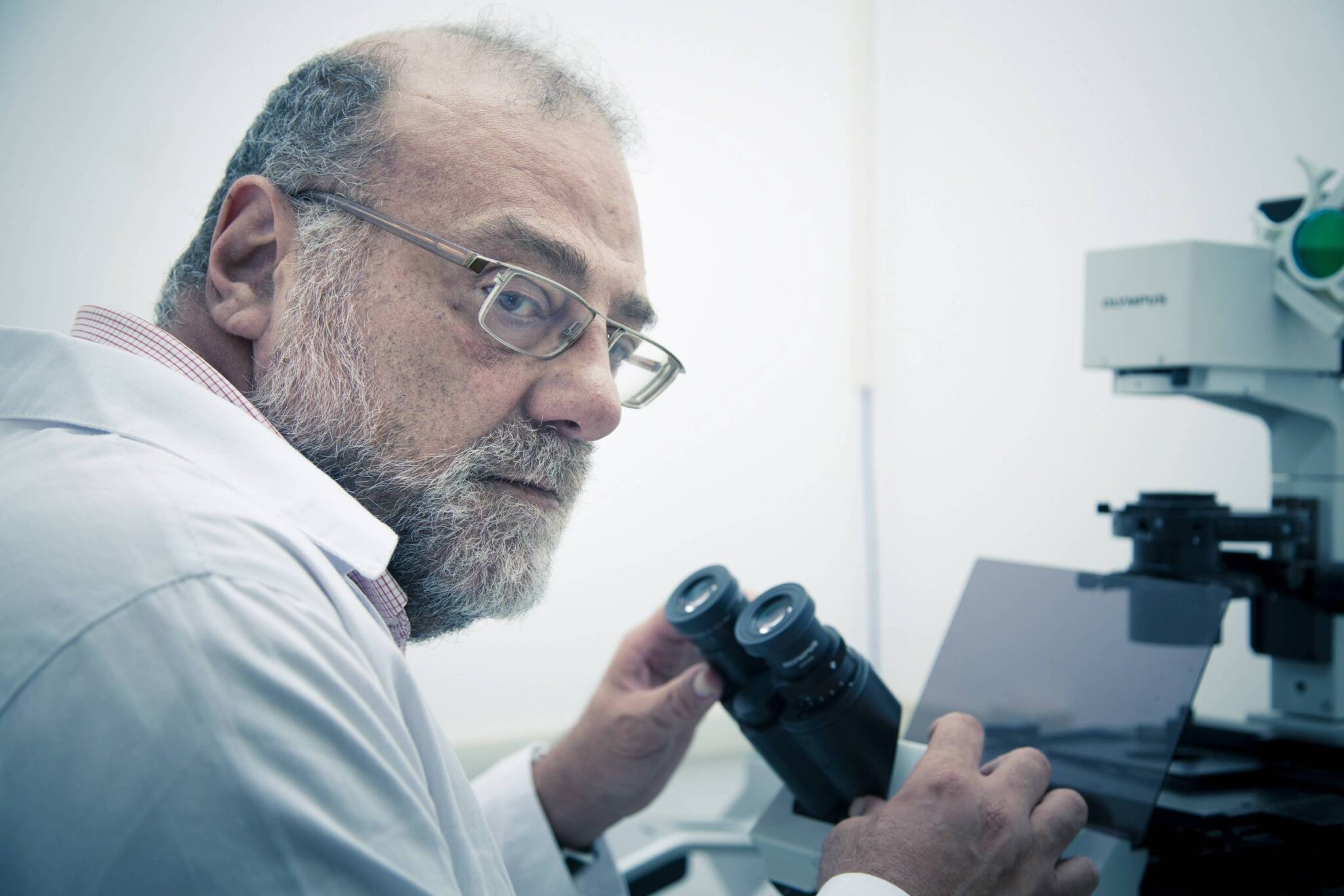 morre-o-virologista-amilcar-tanuri,-que-combateu-aids-e-covid-19