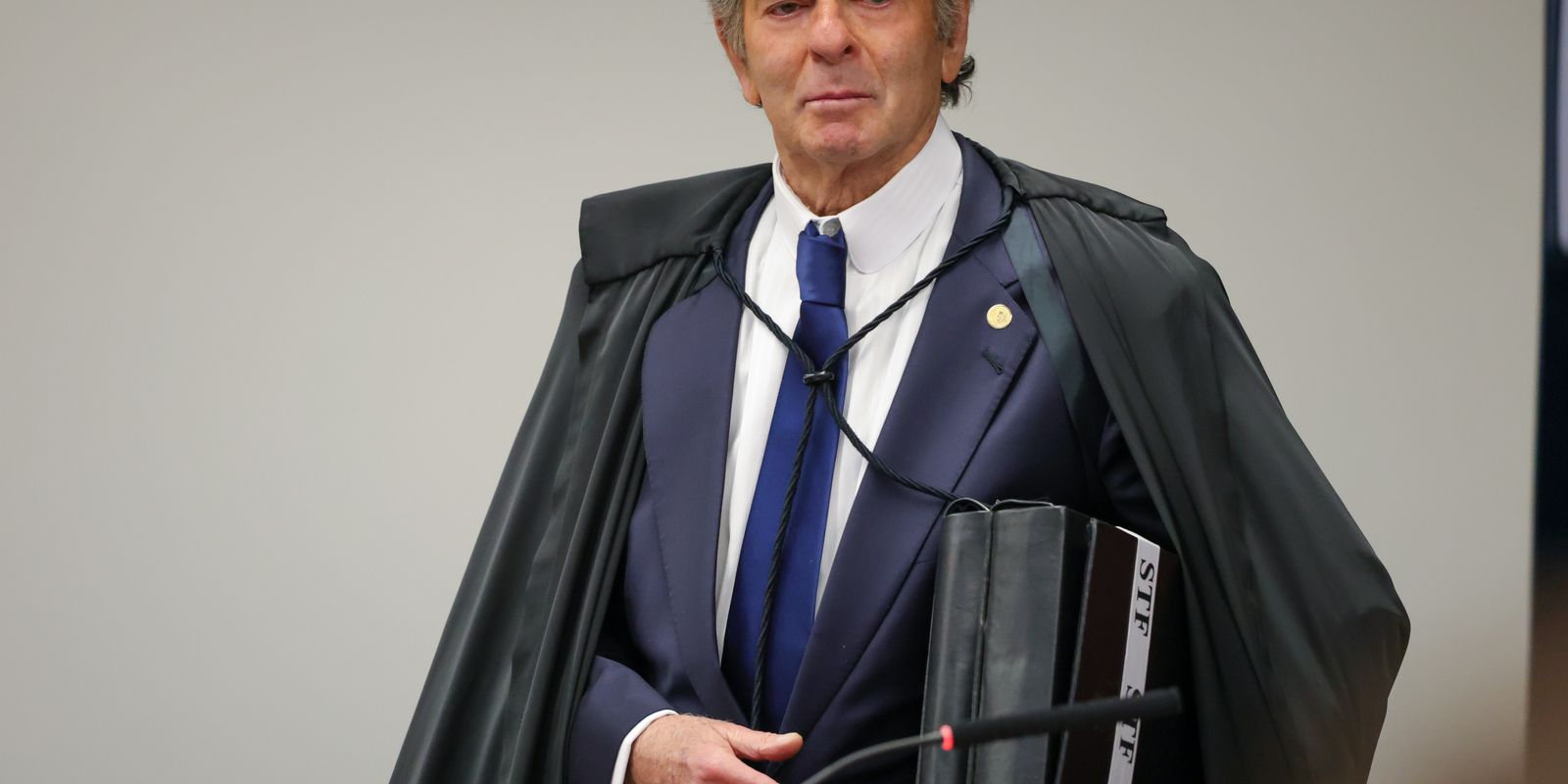 fachin-autoriza-fux-a-mudar-para-a-segunda-turma-do-stf