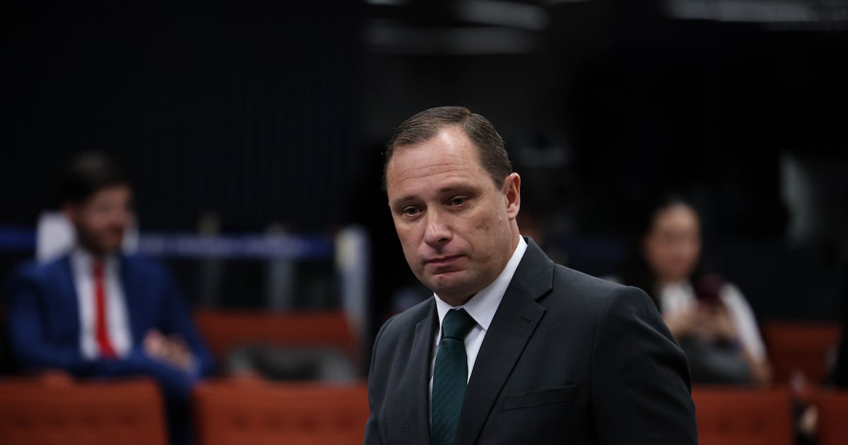 moraes-autoriza-mauro-cid-a-participar-de-aniversario-da-avo-de-90-anos