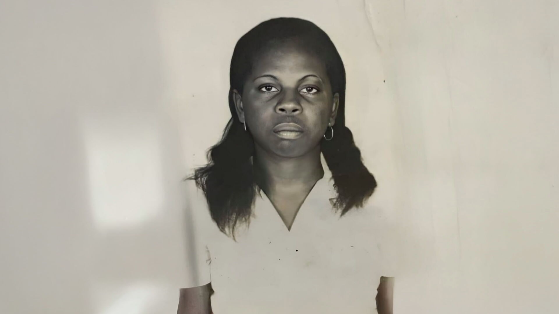 ‘vi-minha-mae-tomar-um-tapa-da-empregadora’:-lazaro-ramos-relembra-episodio-marcante