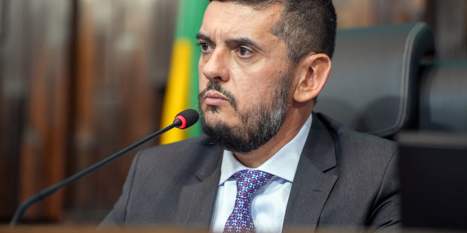 um-dia-apos-ser-solto,-bacellar-pede-licenca-de-10-dias-da-alerj