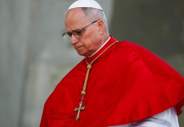 apos-ataques-de-trump,-papa-diz-que-‘mundo-esta-sendo-devastado-por-punhado-de-tiranos’