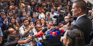 presidente-da-alerj-pede-ao-stf-para-assumir-governo-interino-do-rio