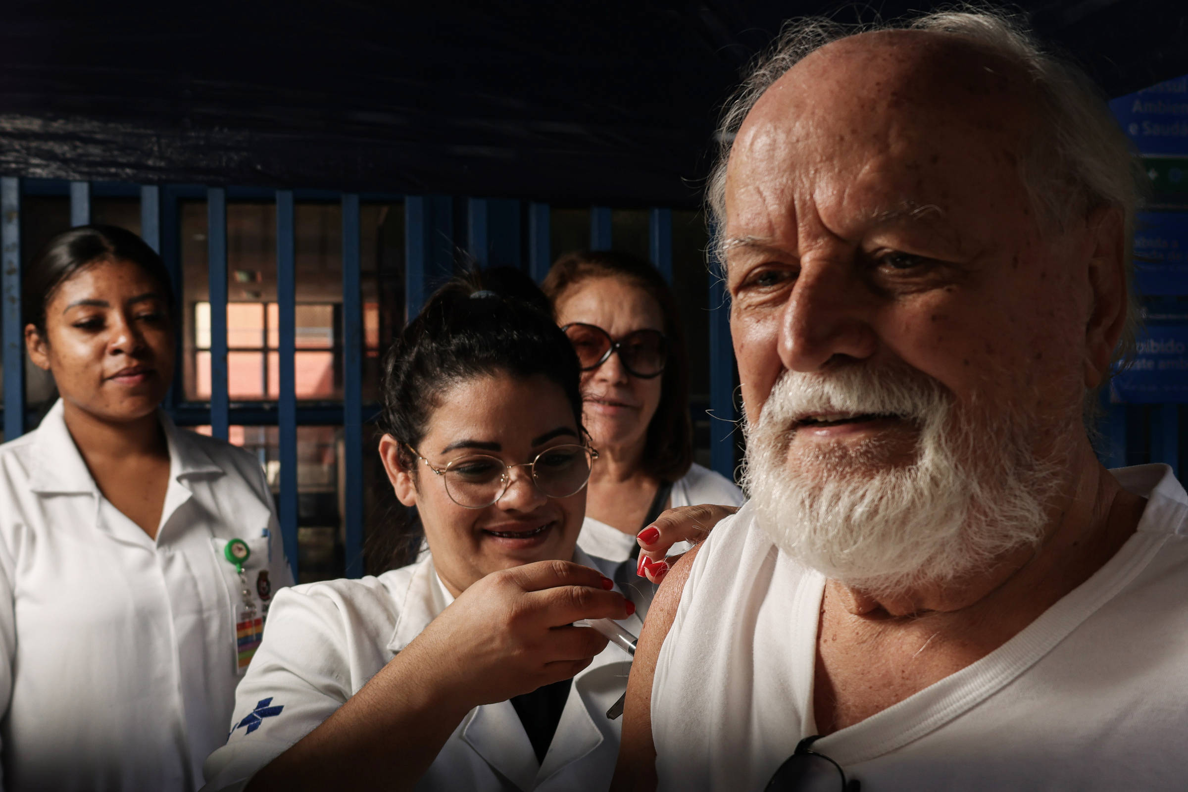 internacoes-por-gripe-crescem-92,9%-e-mortes-pela-doenca-avancam-10%-em-2026