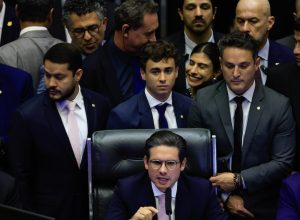 nikolas,-feliciano,-bia-kicis:-motta-encaminha-representacoes-que-devem-render-advertencia-por-motim