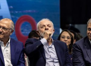 lula-deixa-centrao-em-banho-maria,-‘frita’-ministros-e-monitora-tarcisio-antes-de-mudar-equipe