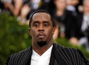 sean-‘diddy’-combs-e-condenado-a-quatro-anos-e-dois-meses-de-prisao;-pena-podia-chegar-a-20-anos