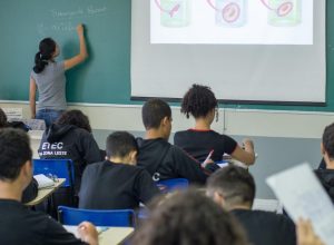 quais-sao-os-cursos-que-preparam-profissionais-para-a-transicao-verde?-‘risco-de-ficar-obsoleto’