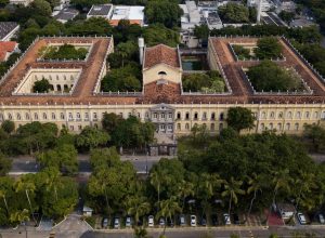 ufrj-aprova-cota-para-pessoas-trans-e-se-junta-a-outras-29-instituicoes-federais-no-pais;-veja-lista