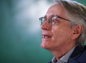 tarcisio-escolhe-medico-aluisio-segurado-como-novo-reitor-da-usp