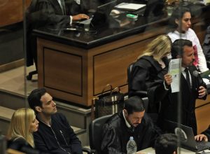 advogados-deverao-pagar-custos-do-adiamento-da-sessao-sobre-caso-henry