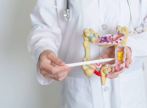 idade-e-principal-fator-de-risco-para-morte-por-cancer-colorretal