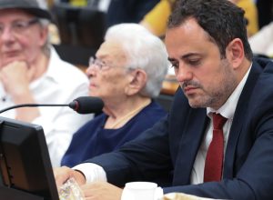 conselho-de-etica-aprova-cassacao-do-mandato-de-glauber-braga